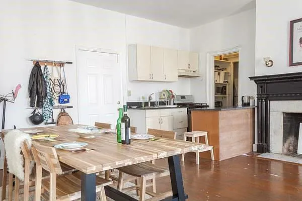 1 bed, 1000 sqft, $1,600 — Photo 4