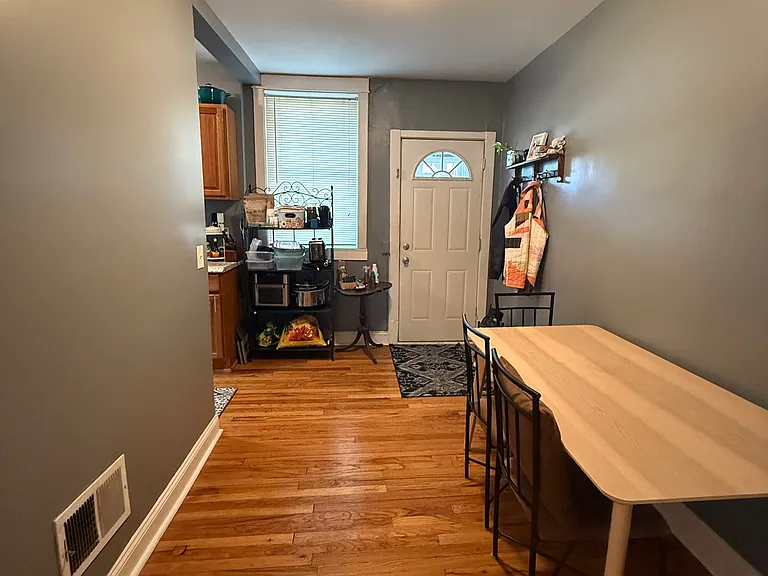 5225 Bancroft Ave — Photo 9