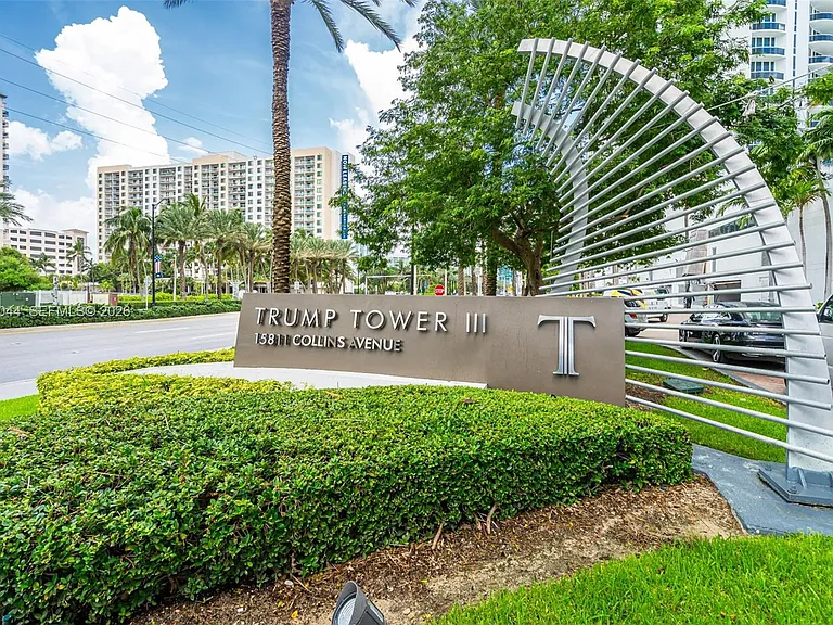 15811 Collins Ave #3407 — Photo 32