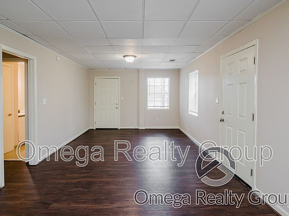 4th image of 2717 Hackberry Rd