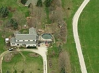 1588 Lester Rd, Valley City, OH 44280