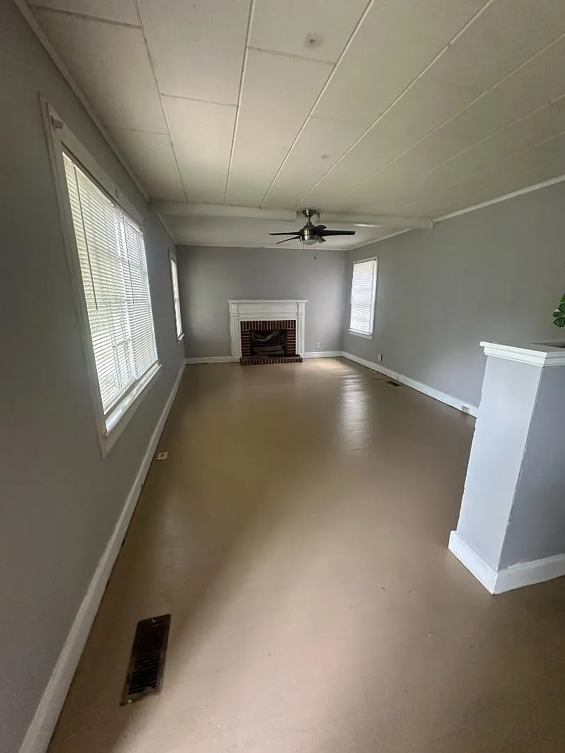 4370 Mikado Ave — Photo 2