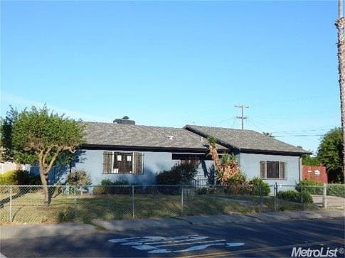3rd image of 2055 S Lincoln St