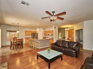 4561 S Crosscreek Dr, Chandler, AZ 85249