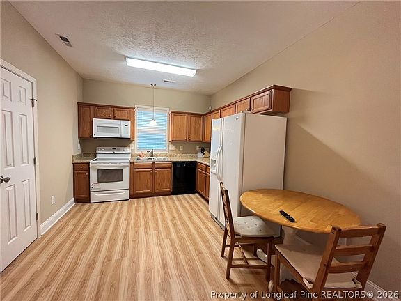 3rd image of 1324 Jordan St