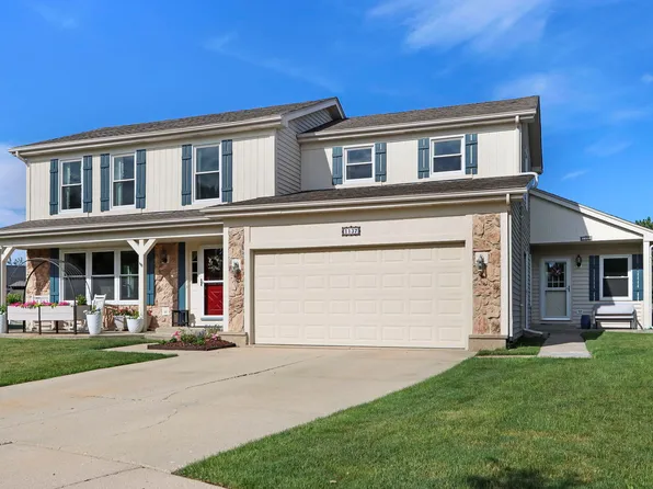 1137 Lockwood Ct E, Buffalo Grove, IL 60089