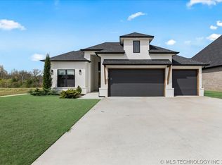 13722 S 20th Pl E, Bixby, OK 74008