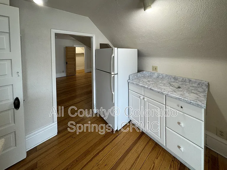 815 N Nevada Ave #301 — Photo 8