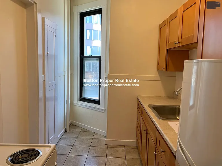 504 Beacon St #34 — Photo 3