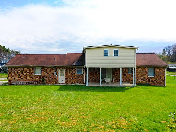 2nd image of 261 Oak Ridge Church Rd