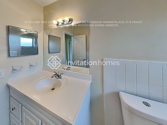 4th image of 18512 NW 23rd Ct