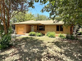 901 E Oakwood Ave, Altus, OK 73521