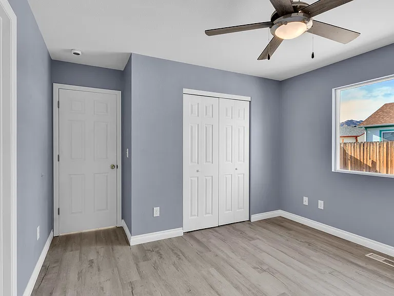 92 Georgia Ln — Photo 6