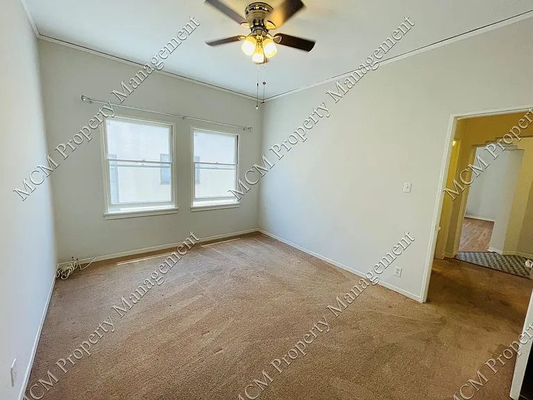 640 S Detroit St — Photo 9