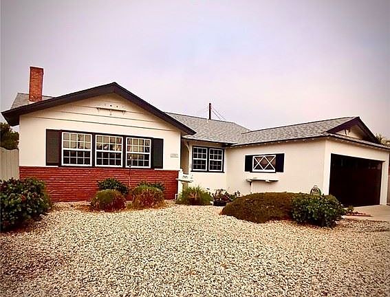 2nd image of 10447 Gaviota Ave