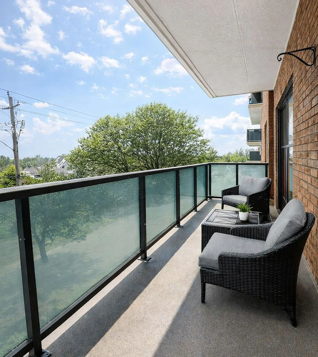 3 bed, $2,195 — Photo 4