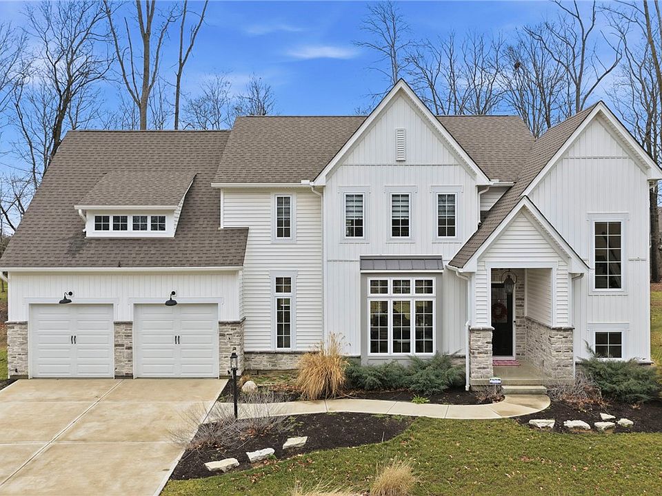 1st image of 946 Lavender Way