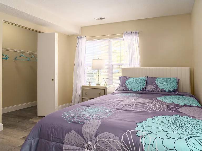 Liberty Place Apartments — Photo 10