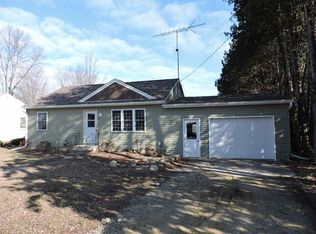 111 Mill St, Spillville, IA 52168