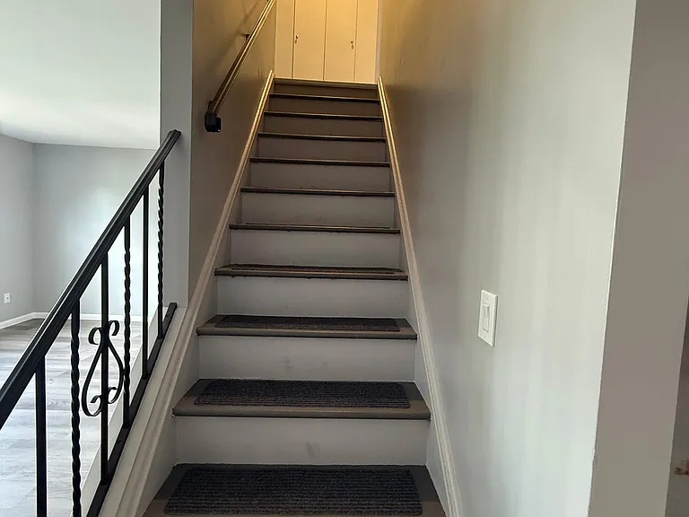 5640 Kart Dr — Photo 7