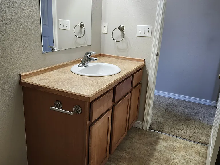 3007 W Madison Ave — Photo 10