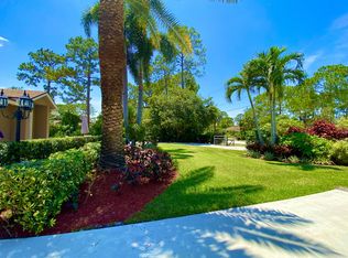 14308 82nd St N, Loxahatchee, FL 33470