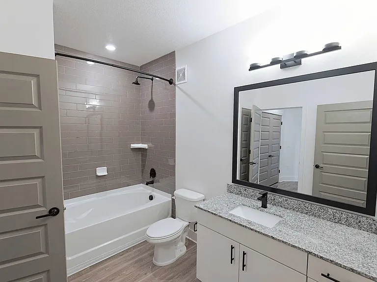 The Parian Luxury Apartments — Photo 76