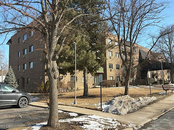 2nd image of 239 N Mill Rd APT 108