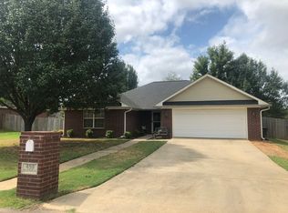 459 Blocker Ln, Nash, TX 75569