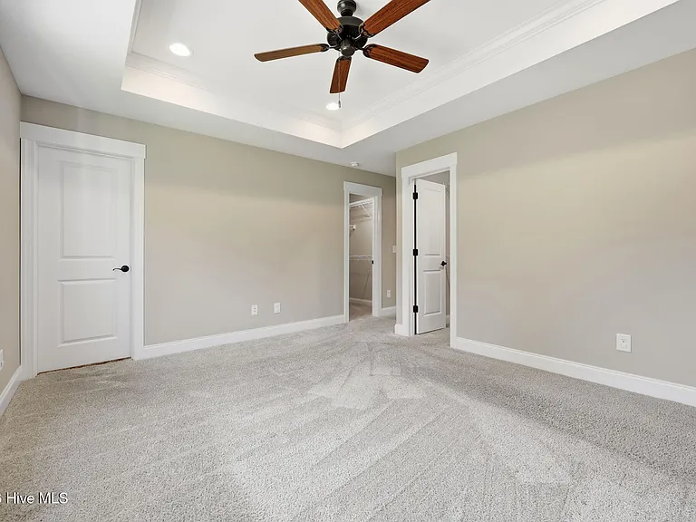 318 Dunston Rd — Photo 37