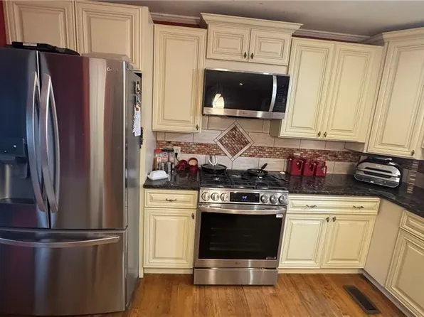 4291 Farmbrook Ln NE, Kennesaw, GA 30144