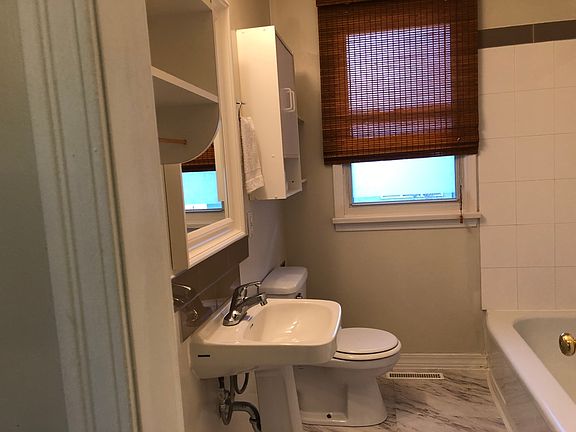 5th image of 8703 89th Ave NW