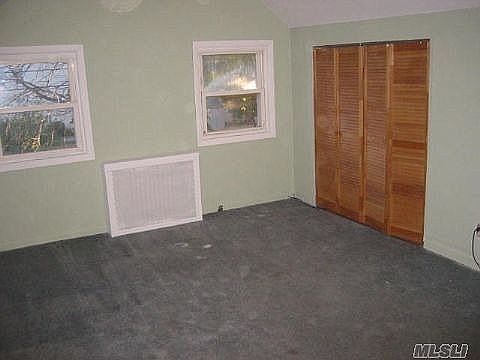 3rd image of 2386 Woodland Ave