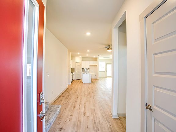 2nd image of 140 Cupreata Ln