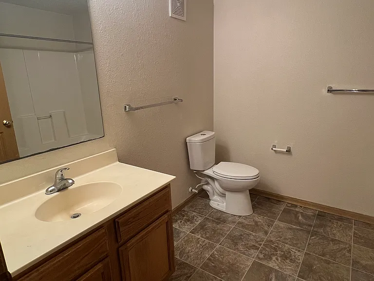 Whispering Heights Apartments — Photo 7