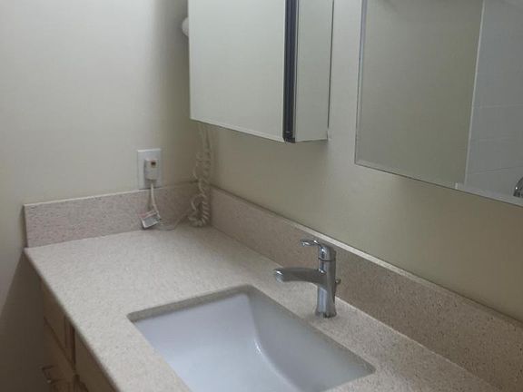 5th image of 6220 Lake Lugano Dr