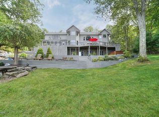 112 Calico Ct, Paupack, PA 18451