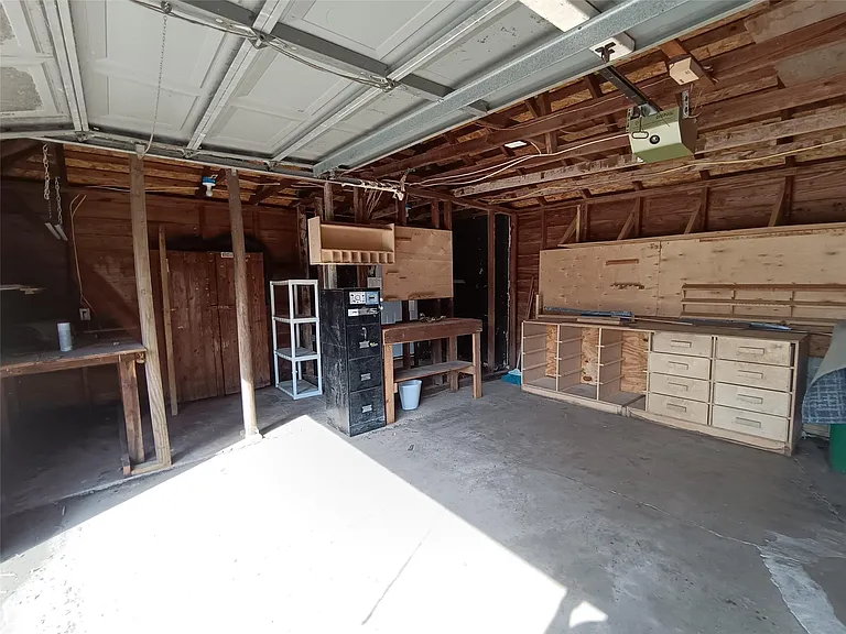 6906 Van Etten St — Photo 30
