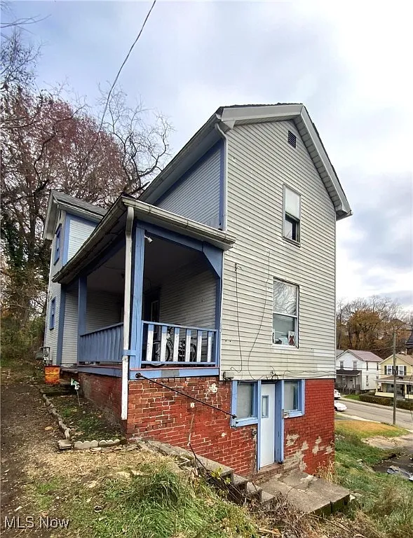 809 Bradshaw Ave photo 1