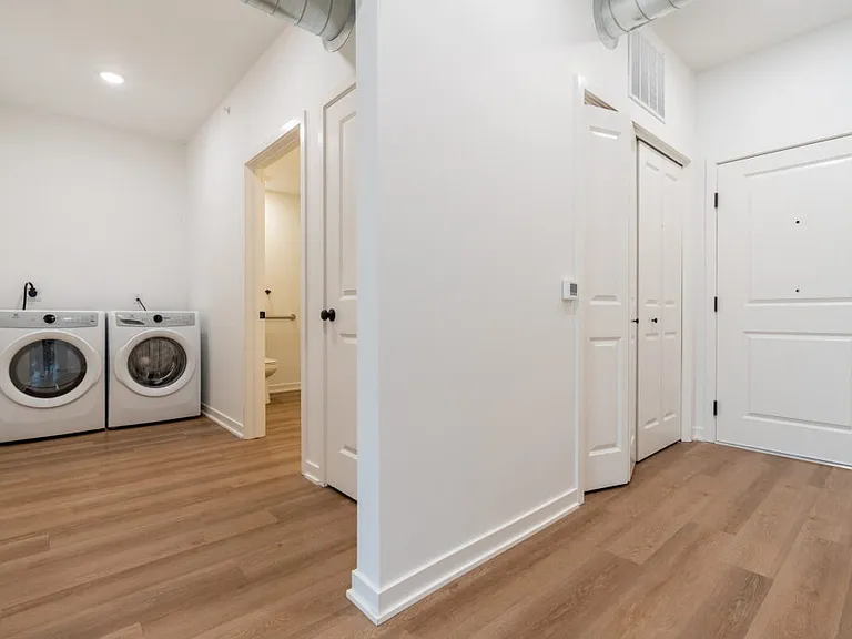 110 N Delaware Ave #202 — Photo 7