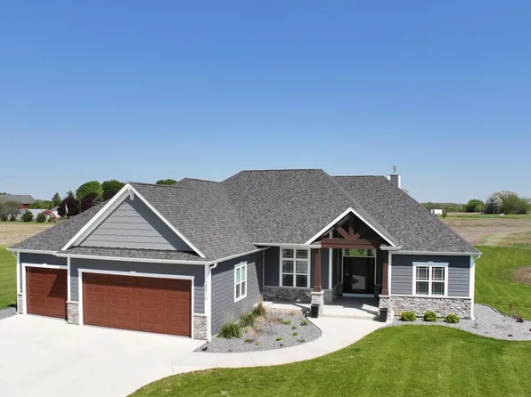 28516 Blue Crane COURT, Waterford, WI 53185