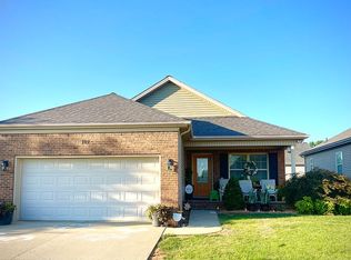 102 Saddlebrook Ct, Hopkinsville, KY