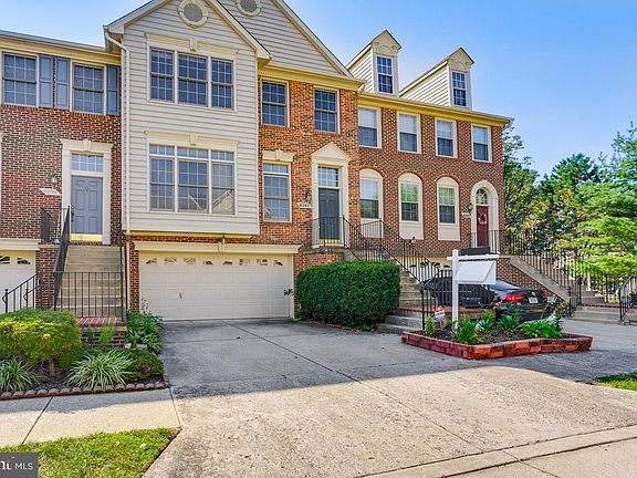 3rd image of 6261 Harbin Dr