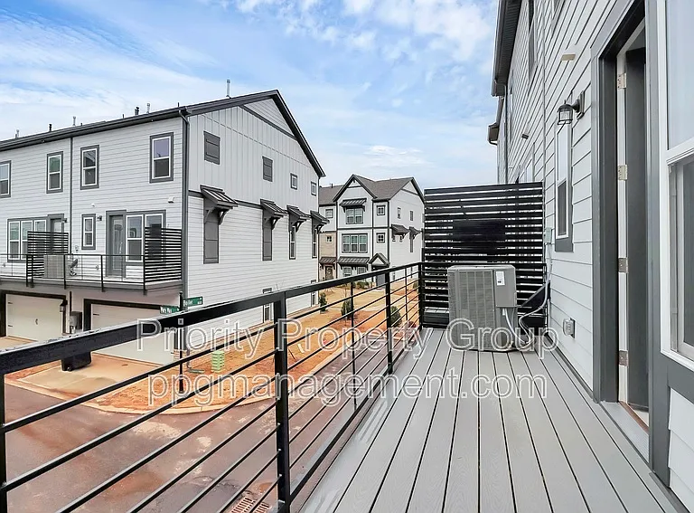 542 Annie Lowery Way — Photo 13
