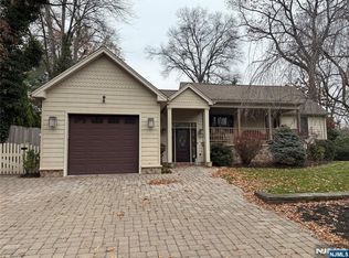 460 Maple Ave, Township Of Washington, NJ 07676