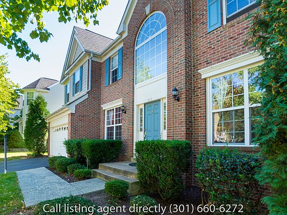 2nd image of 705 Vermillion Dr NE