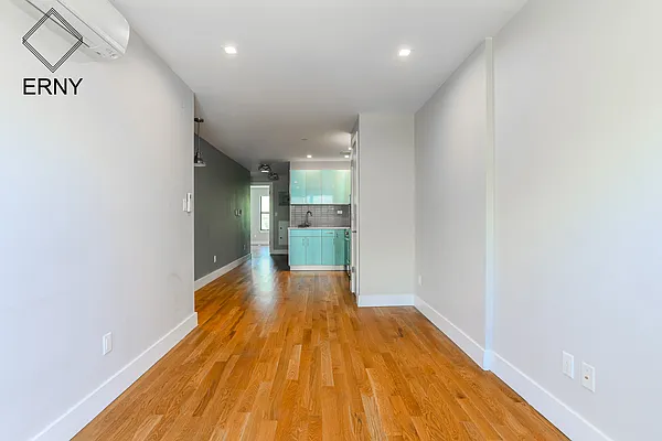 Rented by ERNY LLC | media 19