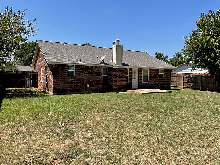 11364 Walters Ave — Photo 27
