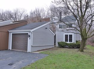22 Tilegate Gln, Fairport, NY 14450