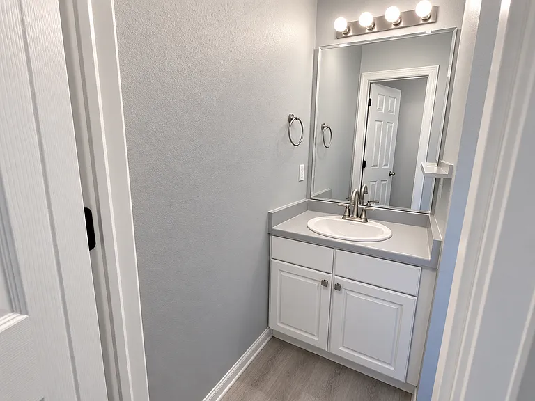 3046 W 107th Pl #A — Photo 7